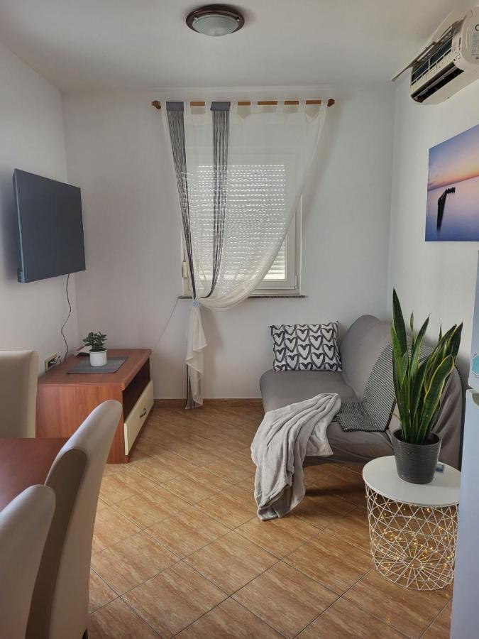 Apartma Dolores Vodnjan Exterior foto