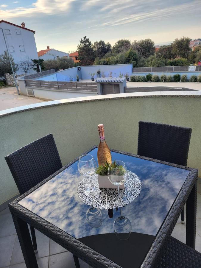Apartma Dolores Vodnjan Exterior foto